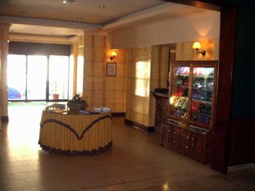Metropole Hotel كاورا المظهر الخارجي الصورة
